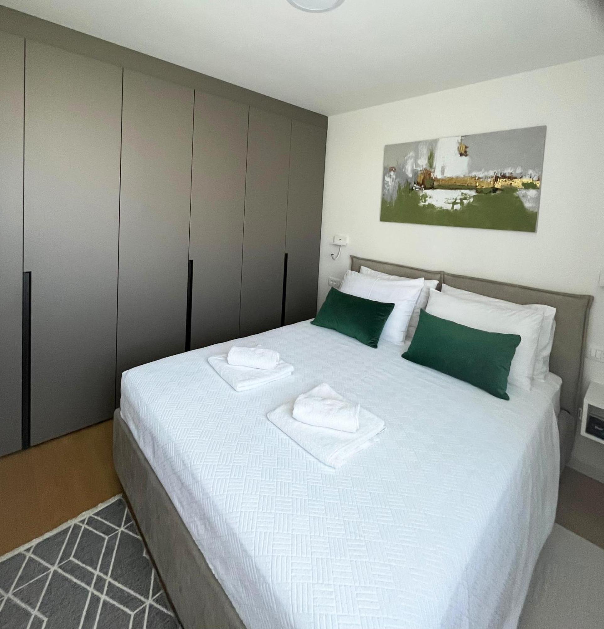 Serenity Delight Apartment *